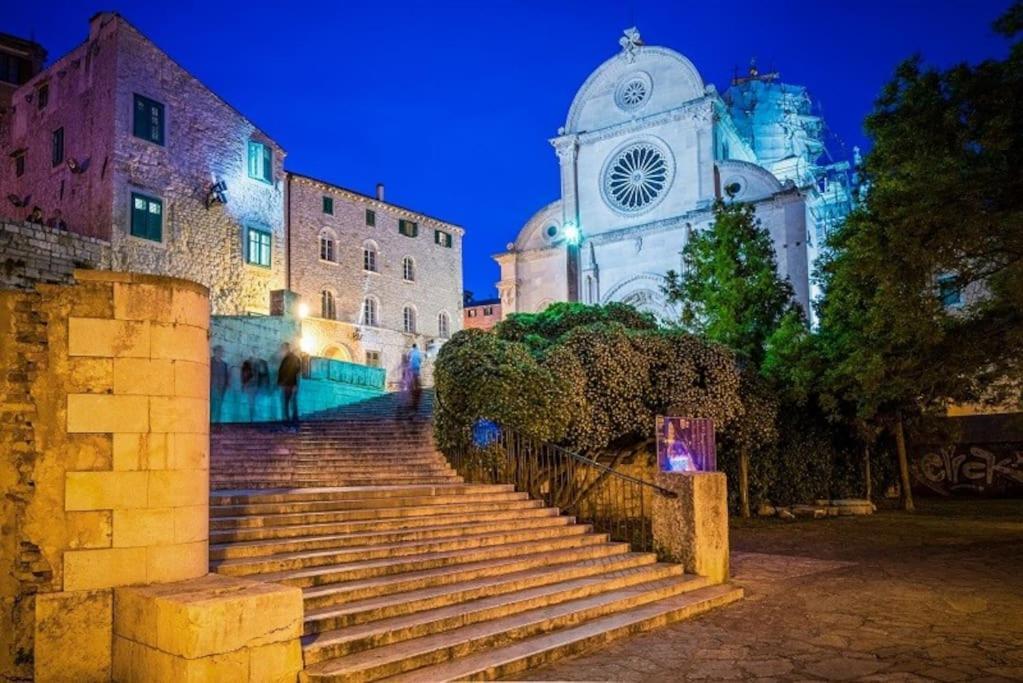 Kuca Za Odmor Eni **** Villa Sibenik Exterior photo